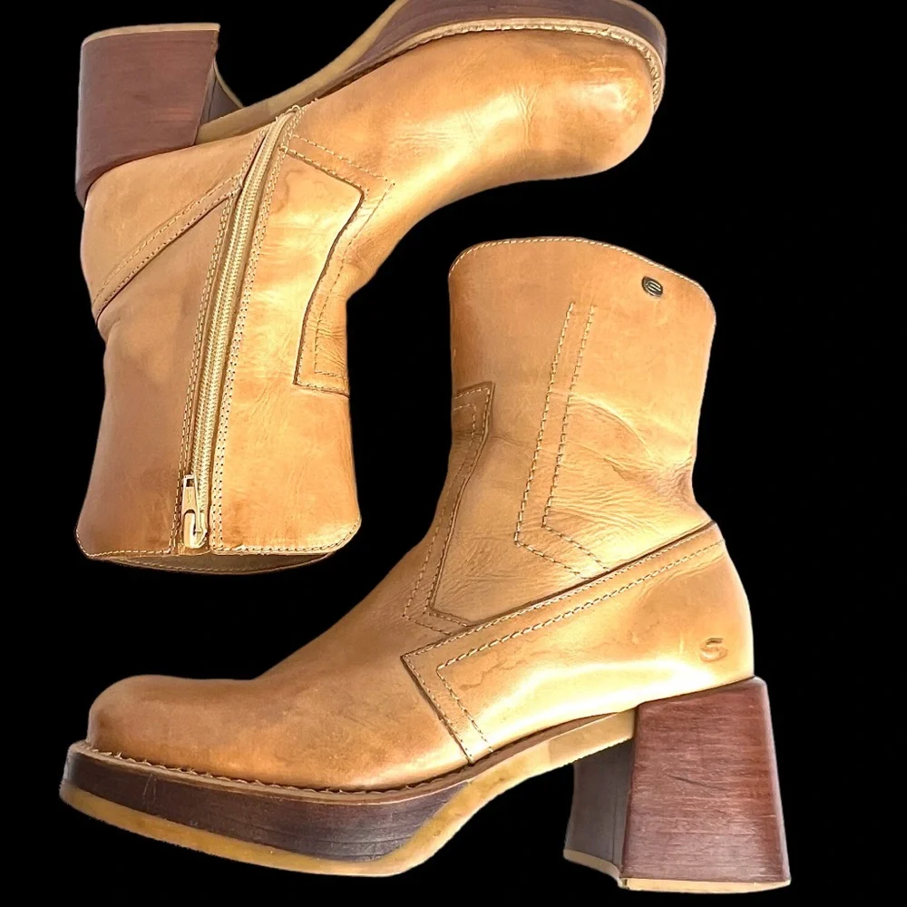 Awesome SKECHERS Vintage Boots Genuine Leather Platform Chunky Heel Above Ankle